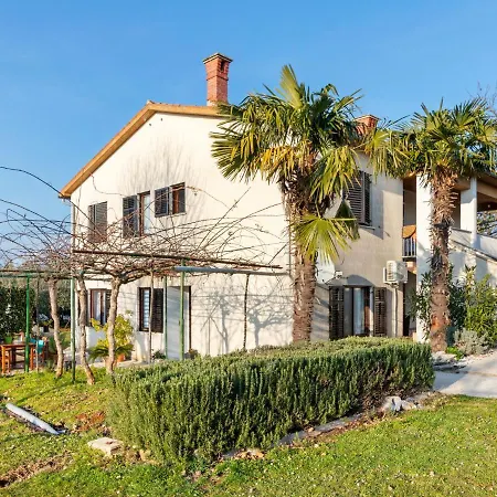 Apartamento Elegant In Labin With Terrace